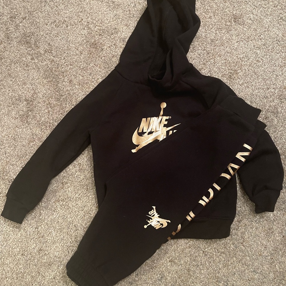 Boys Jordan 3t outfit